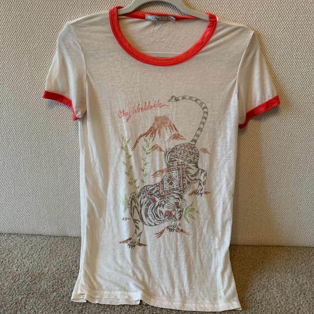 Obey t-shirt